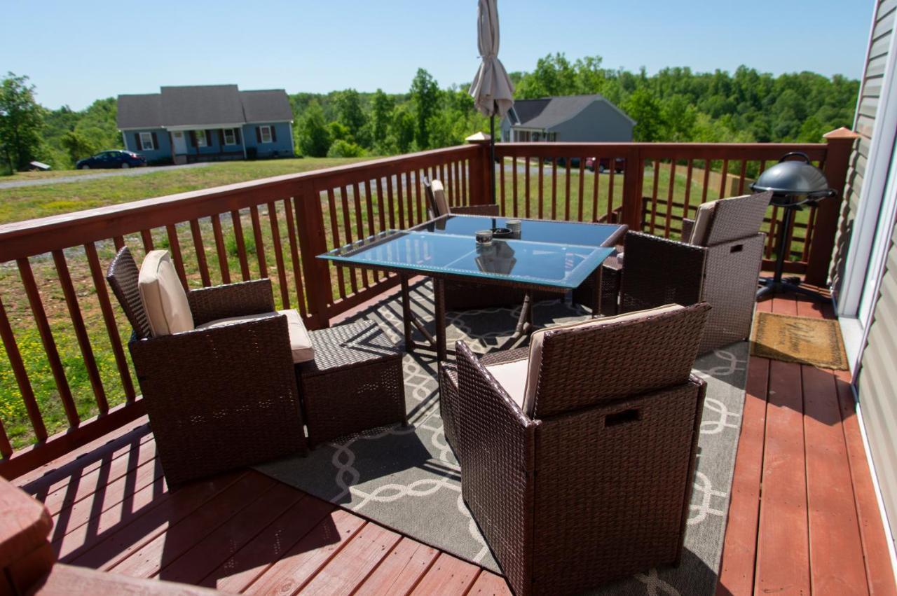Great Little Guest Suite With Private Entry & Deck! Pet Friendly & 30 Mins To Nashville! Ashland City Extérieur photo