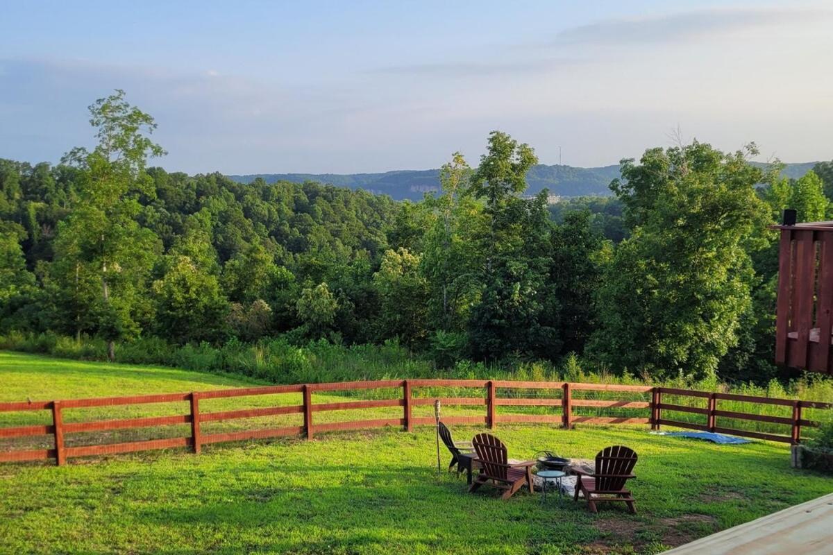 Great Little Guest Suite With Private Entry & Deck! Pet Friendly & 30 Mins To Nashville! Ashland City Extérieur photo